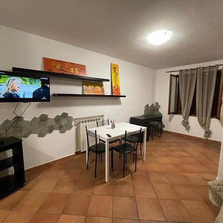 Ground Floor Studio - Monolocale Max 2 Ospiti - Fiumicino Aeroporto E Fiera - Self Check-In Apartment Exterior photo